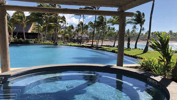 The Moana Pool area at the center of the property has a large infinity pool and two hot tubs. The Moana Pool area at the center of the property has a large infinity pool and two hot tubs.