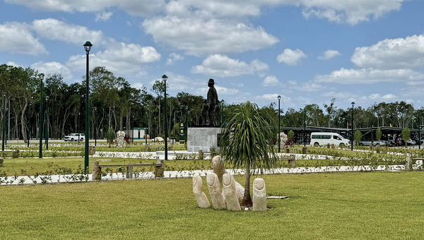 There's plenty of art installations at Tulum's airport, such as this sculpture in the front courtyard that shows a hand emerging from the ground with a small palm tree seemingly growing out of it. There's plenty of art installations at Tulum's airport, such as this sculpture in the front courtyard that shows a hand emerging from the ground with a small palm tree seemingly growing out of it.